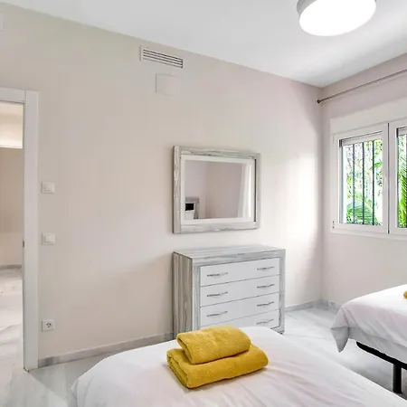 N07 Cabopino Apartment