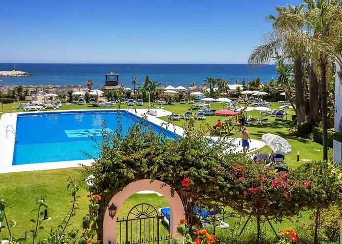 N07 Cabopino Apartamento Marbella